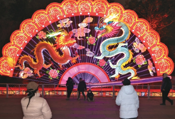 Make an Appointment with Festive Lanterns Show in Baotu Spring Park