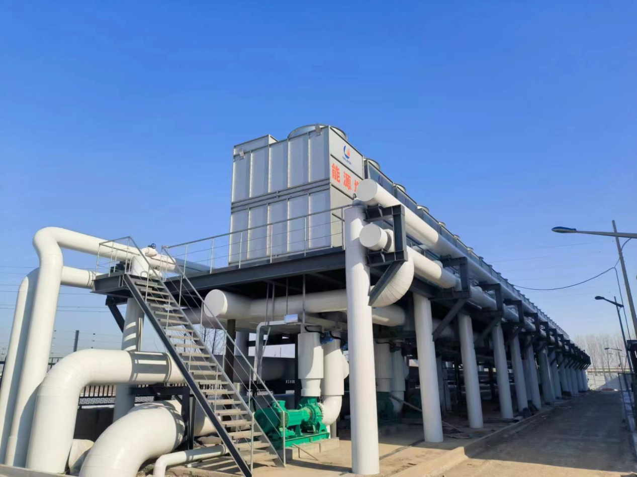 地热钢套管桩与空气能源塔耦合热泵高效供热供冷示范工程场景应用